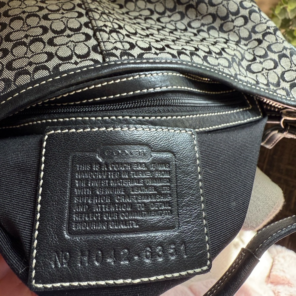 Vintage COACH 6351 Black Shoulder Hobo Bag Signature Canvas Leather - Picture 6 of 7